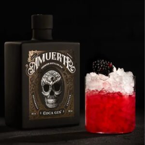 Cocktail con Amuerte Black